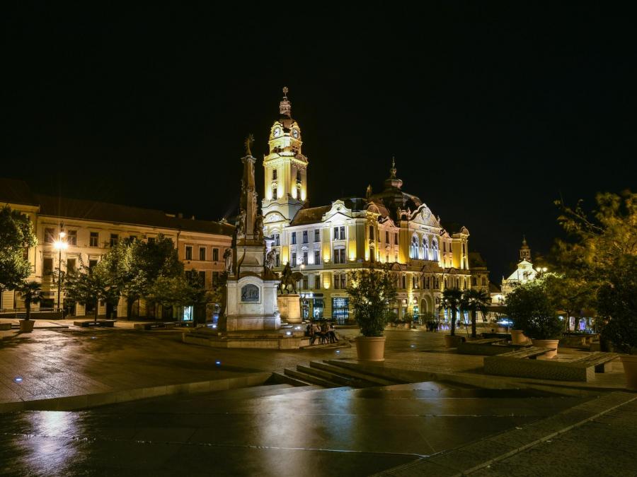 Pécs belváros, főtér